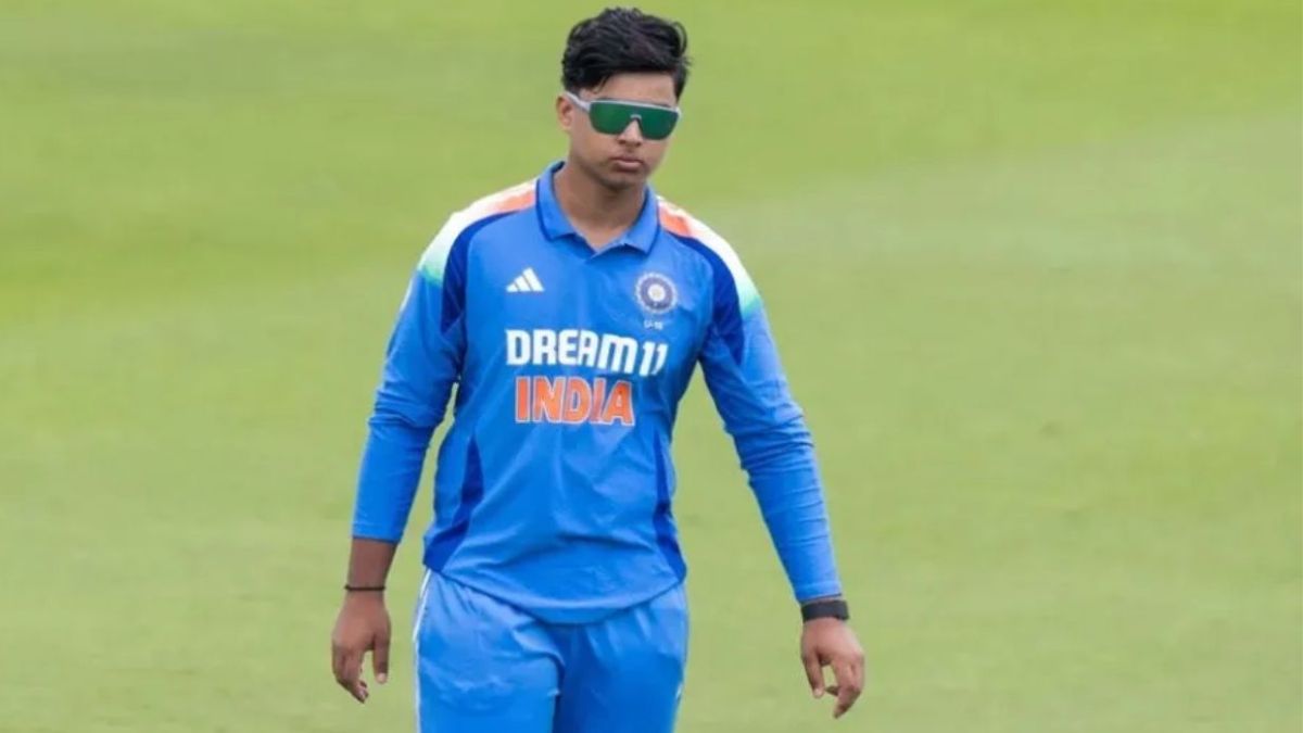 Vaibhav Suryavanshi जशन मानते हुए